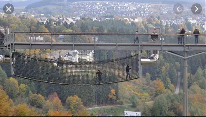 Bike & Kappe, Am Bikepark, Skilift * Winterberg